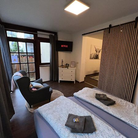 Apartment Humboldt 3 Schlafzimmer,Wifi, Netflix Parken, Terrasse, Klimatisiert, Naehe Zentrum Jena Exteriér fotografie