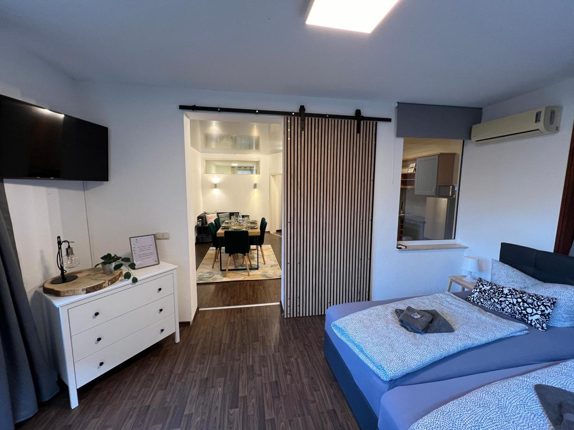 Apartment Humboldt 3 Schlafzimmer,Wifi, Netflix Parken, Terrasse, Klimatisiert, Naehe Zentrum Jena Exteriér fotografie