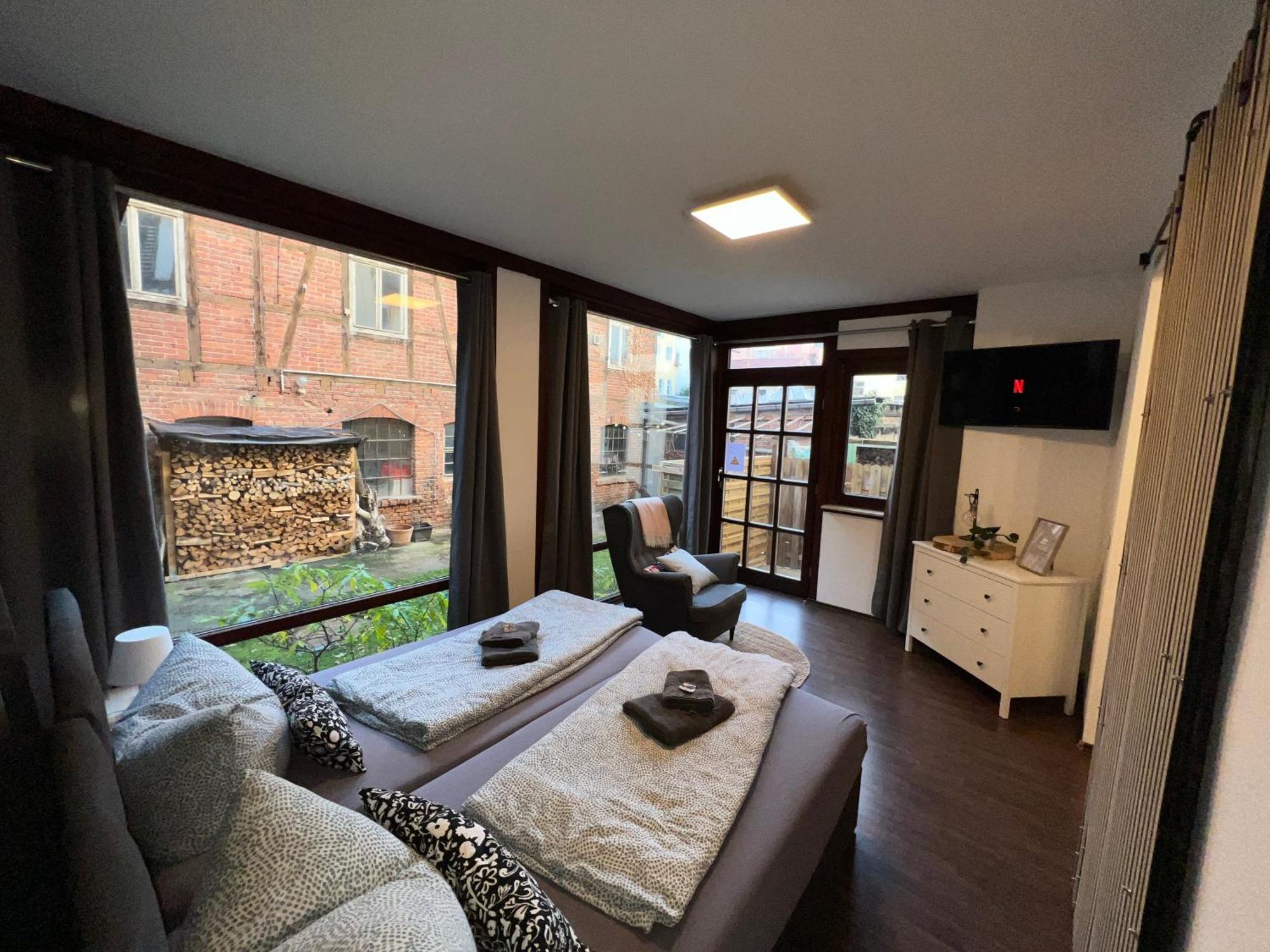 Apartment Humboldt 3 Schlafzimmer,Wifi, Netflix Parken, Terrasse, Klimatisiert, Naehe Zentrum Jena Exteriér fotografie