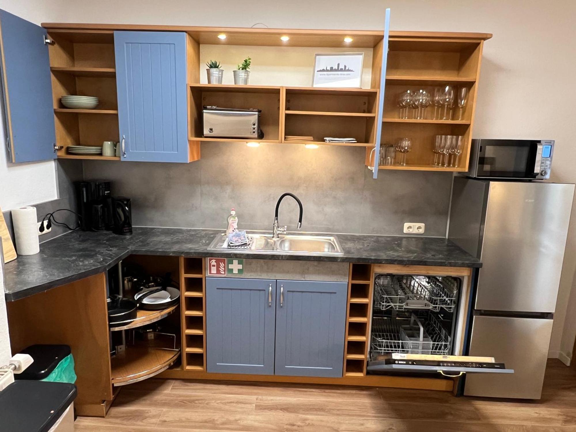 Apartment Humboldt 3 Schlafzimmer,Wifi, Netflix Parken, Terrasse, Klimatisiert, Naehe Zentrum Jena Exteriér fotografie